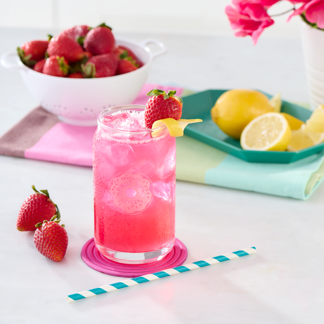 Chocolate-Covered Strawberry Refresher Recipe | Keurig