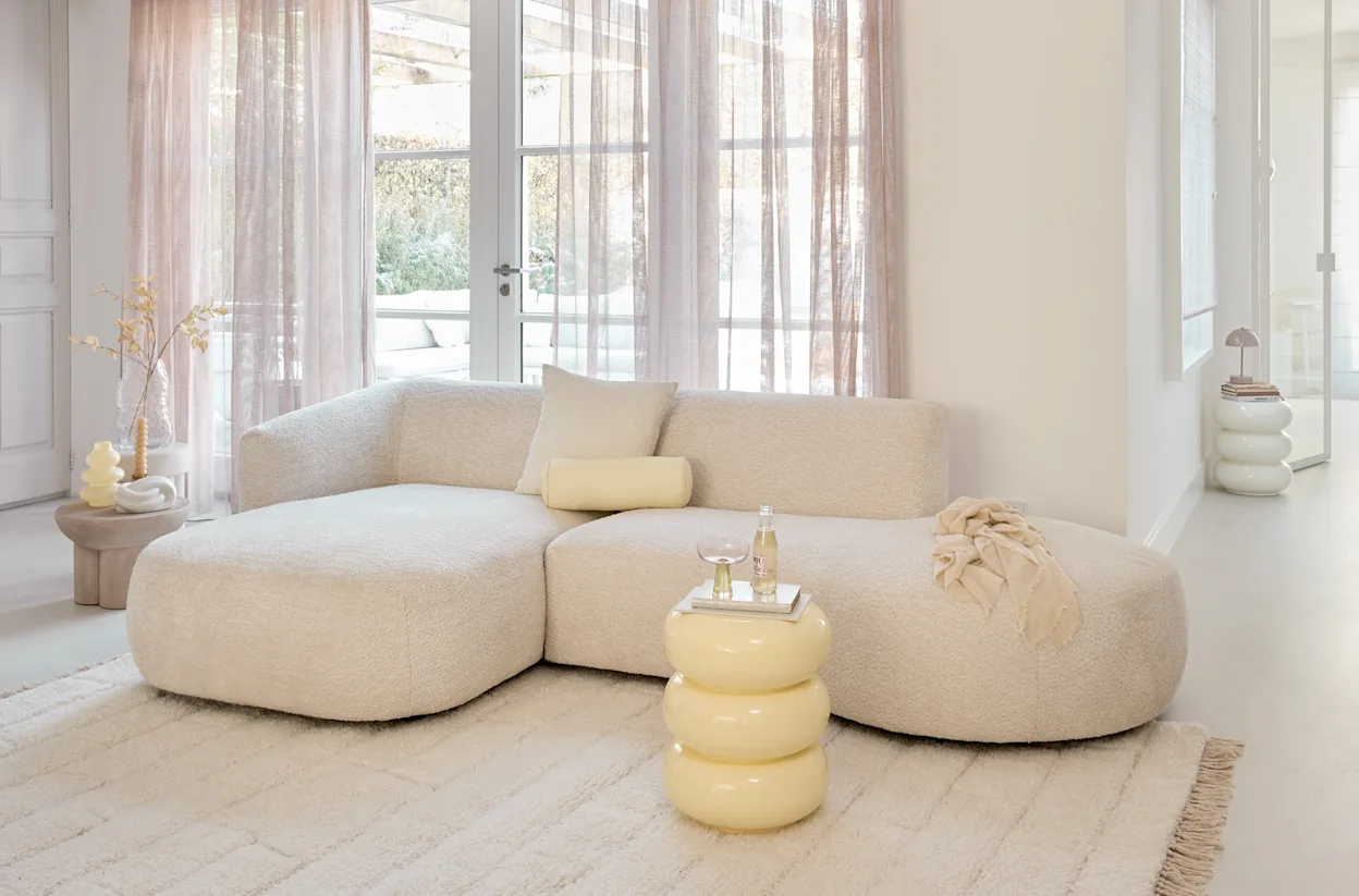 Vloerkleed voor bij beige bank