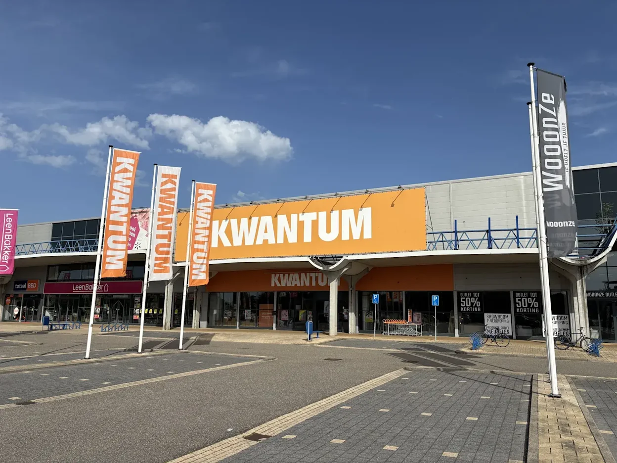 Voorgevel van Kwantum in Deventer