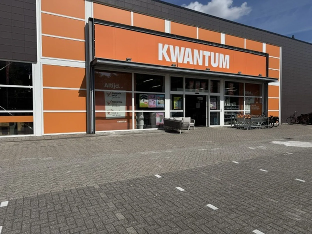 Voorgevel van Kwantum in Tilburg Zuid