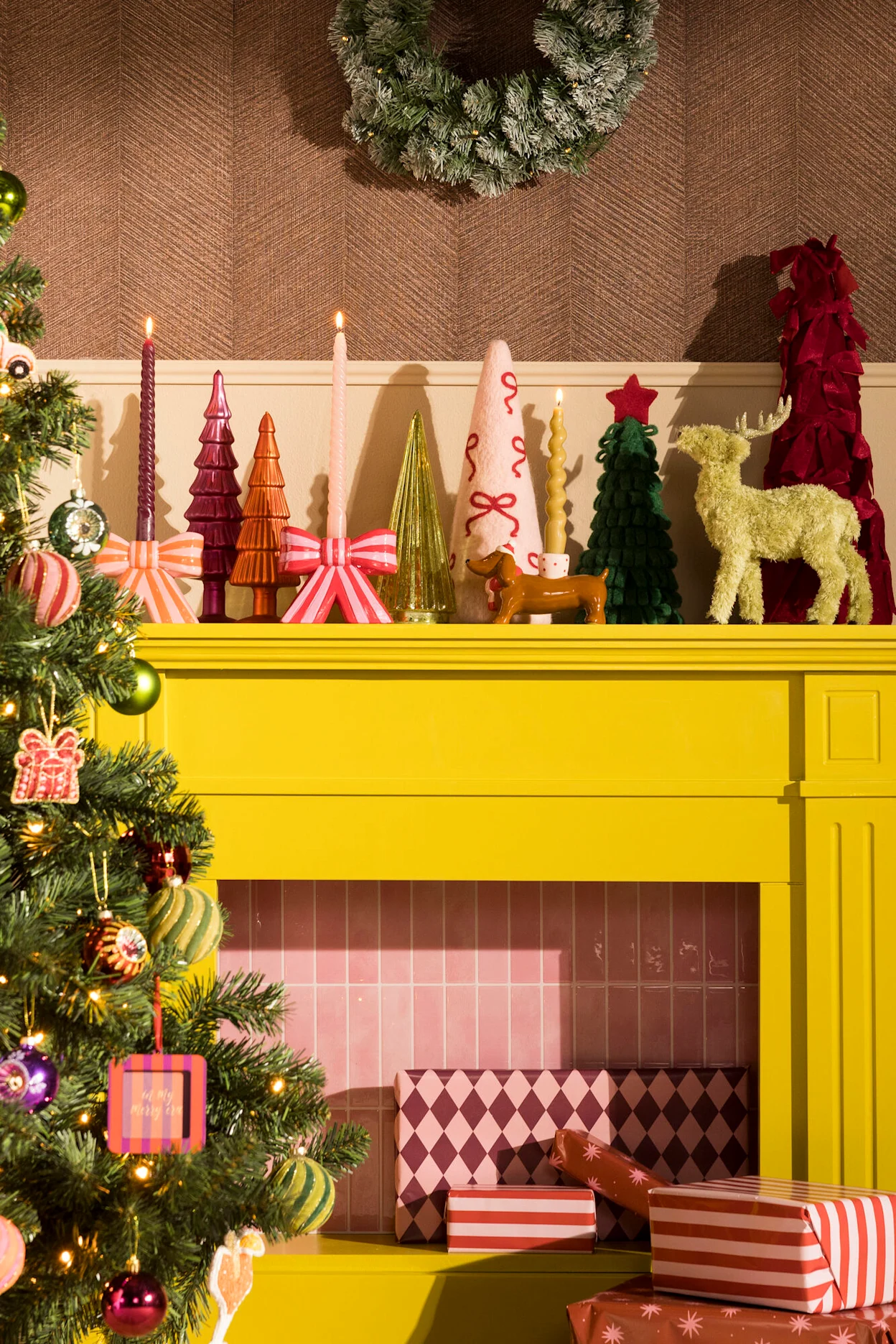 Kleurrijke kerstdecoratie voor vrolijke vibes