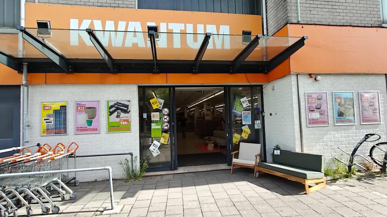 Voorgevel van Kwantum in Haarlem