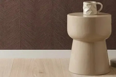 Metalen bijzettafel in beige