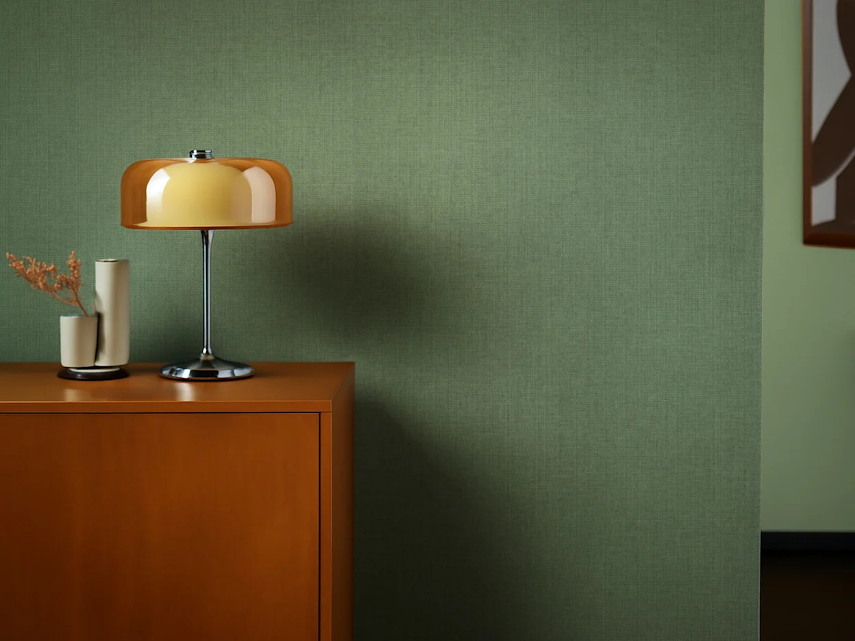 Groen behang op de muur in de woonkamer