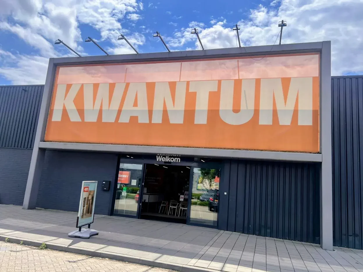 Voorgevel van Kwantum in Duiven