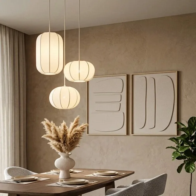 Scandinavische verlichting met lichte lampenkappen