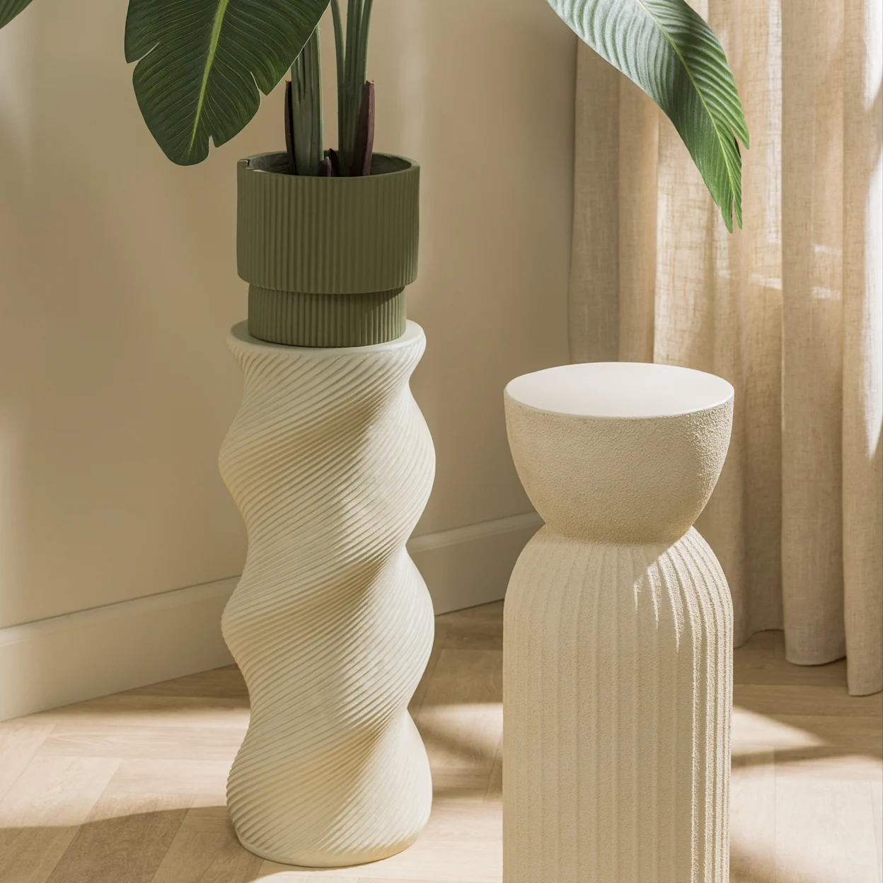 Beige plantentafel in organische vormen