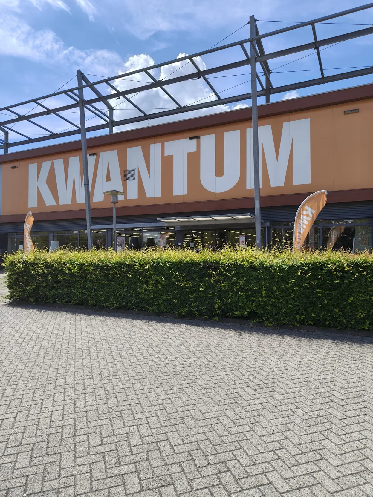 Voorgevel van Kwantum in Meppel
