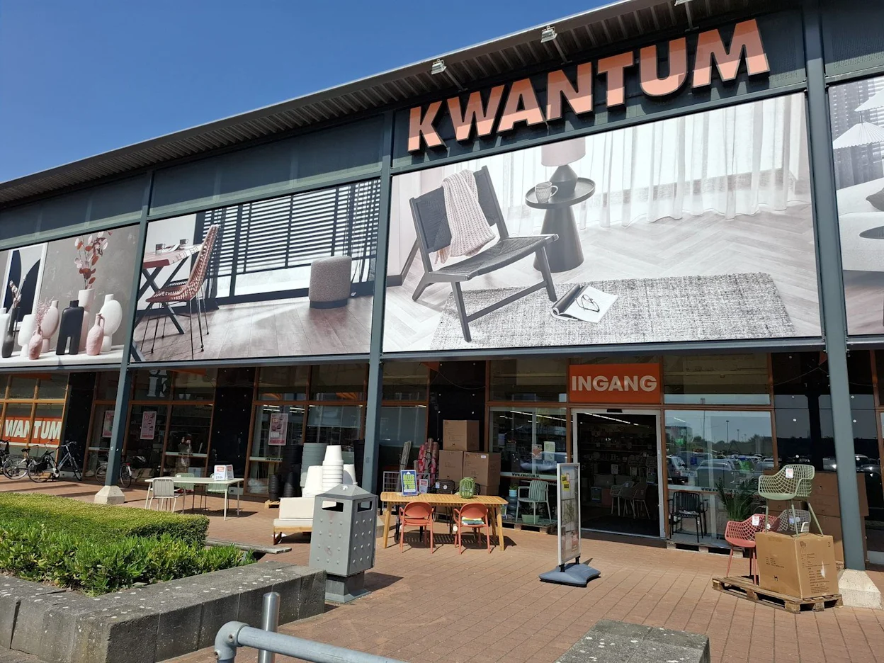 Voorgevel van Kwantum in Middelburg