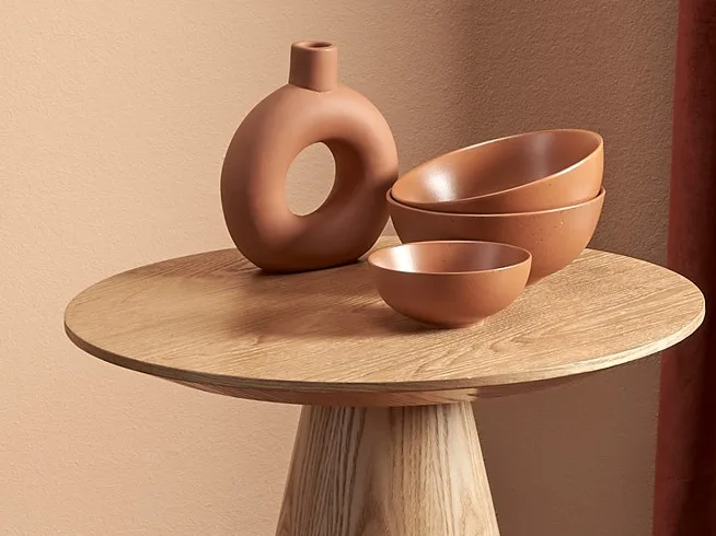 Ronde houten bijzettafel cone in naturelkleur