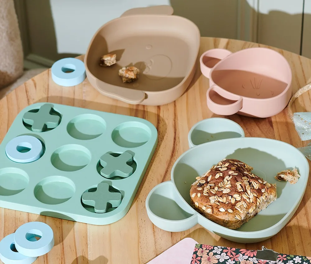 Kinderservies met dierenvormen en in diverse pastelkleuren