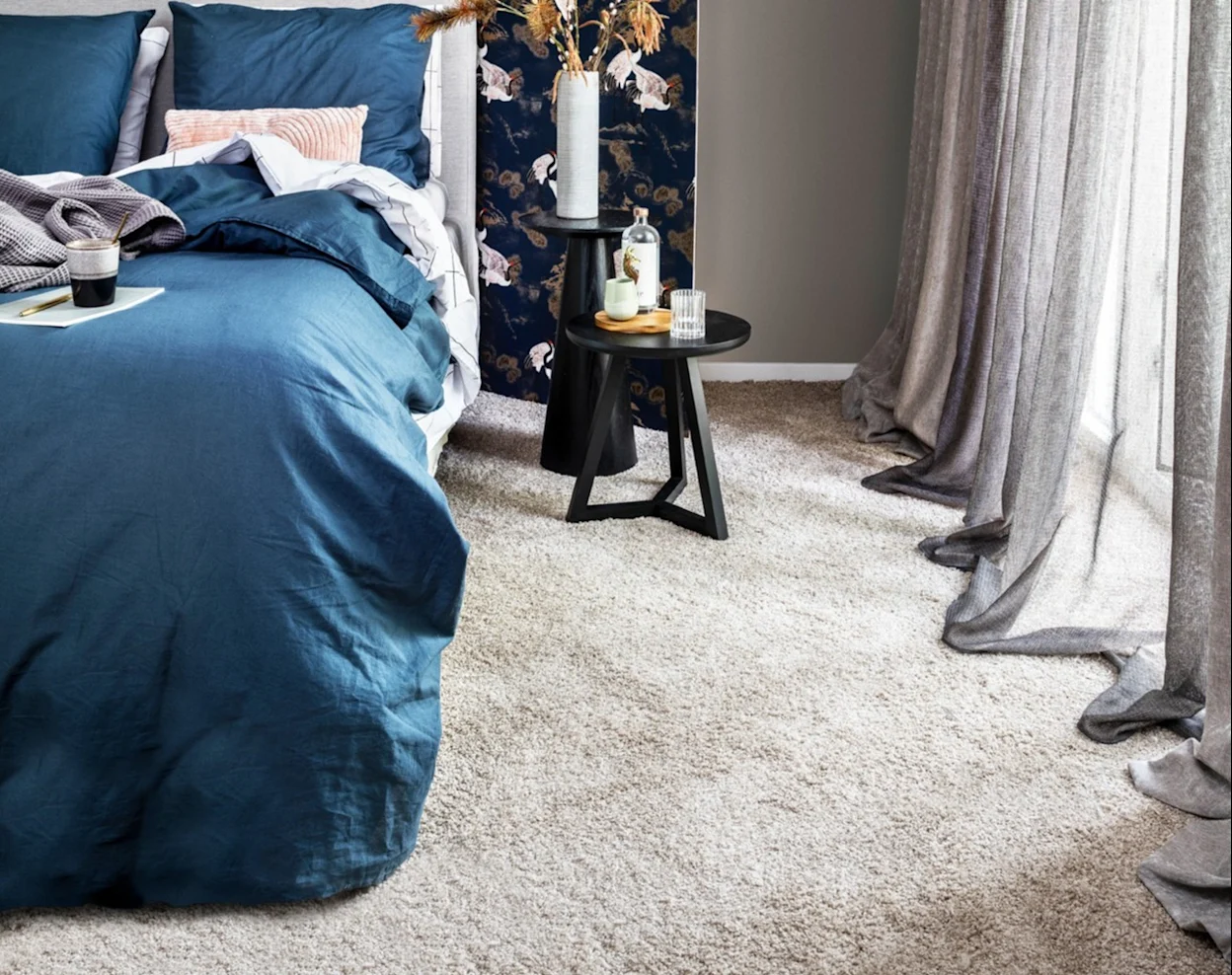 Beige tapijt in de slaap-en kinderkamer