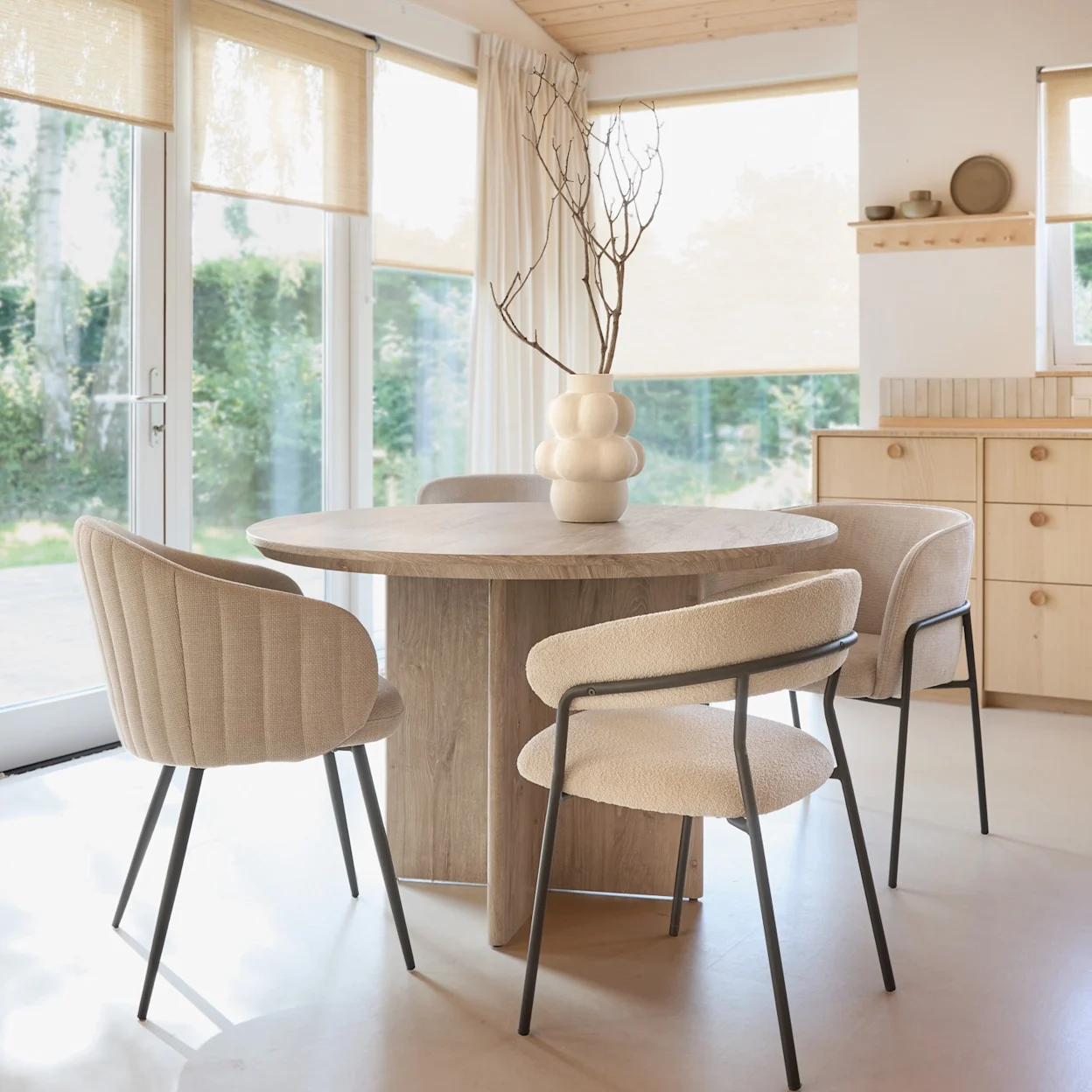 Scandinavische eetkamerstoelen