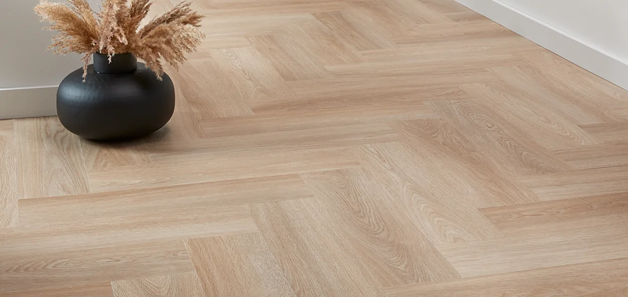 PVC, Licht eiken