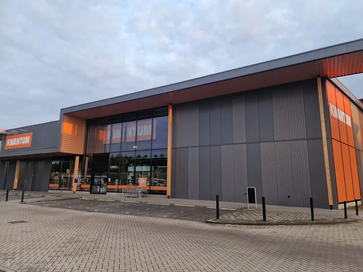 Voorgevel van Kwantum in Harderwijk II