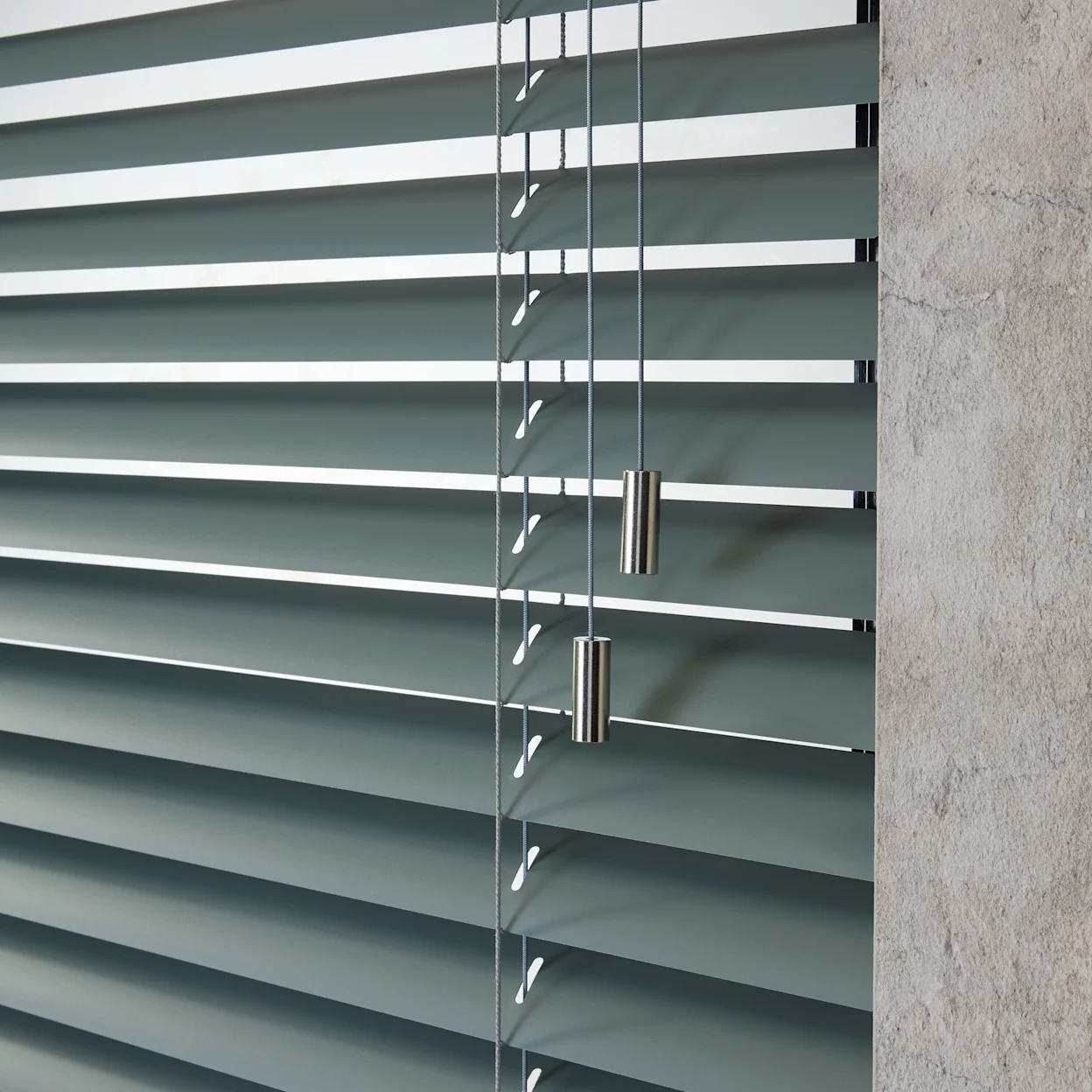 Aluminium jaloezieën met ladderkoord