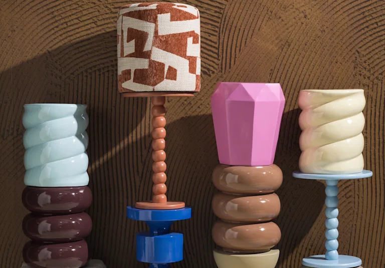 Poefen, hockers en bijzettafeltjes