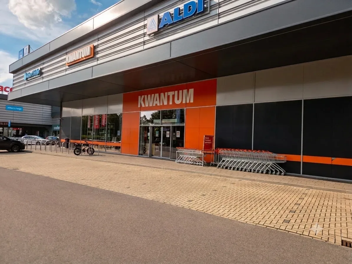 Voorgevel van Kwantum in Amersfoort