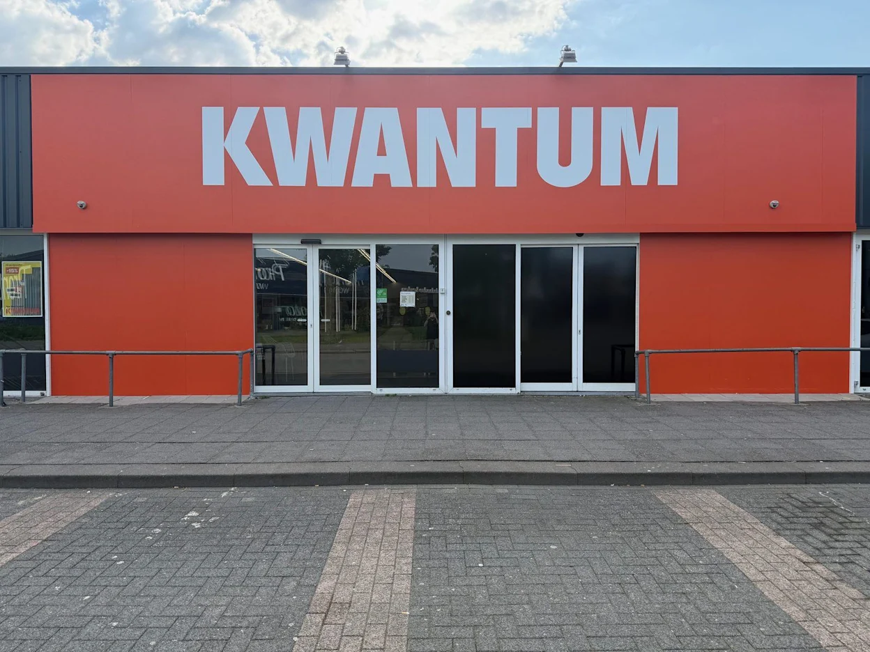 Voorgevel van Kwantum in Utrecht
