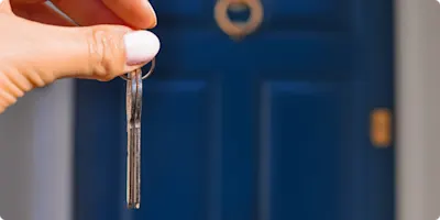 Don’t risk your home’s security when it’s on the market. SimpliSafe highlights how to protect your home when it’s for sale.