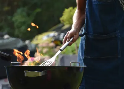 Before you spark up the grill this summer, be sure to read our BBQ security tips. Find a complete BBQ safety checklist to keep your home and guests safe. 