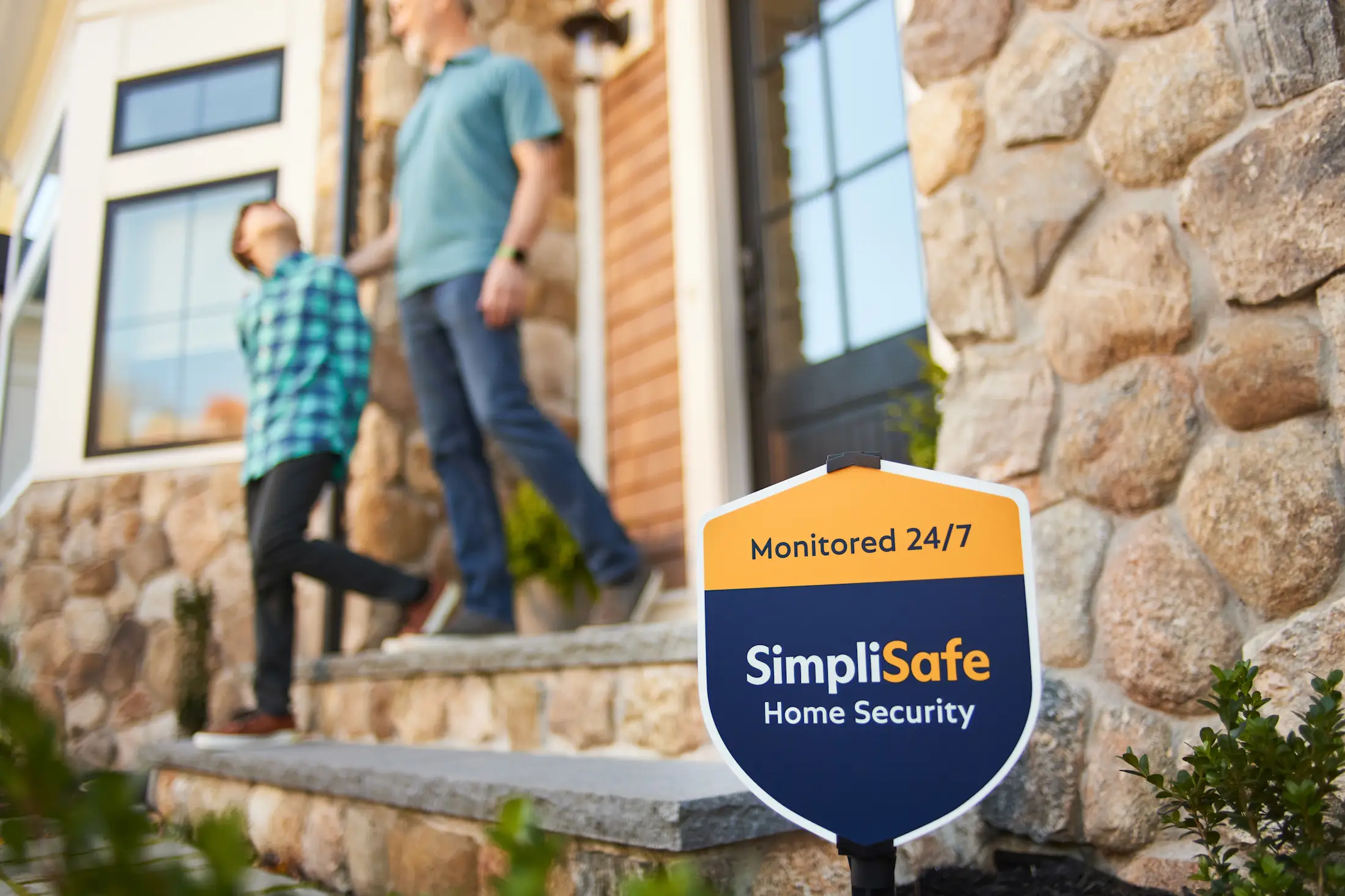 The Starter - 6 Piece Wireless Security System | SimpliSafe
