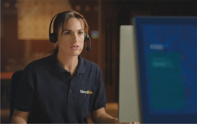 Professional monitoring, from the outside in (Hero Banner, Mobile)