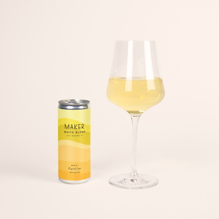 Spanish White Blend Can and Glass