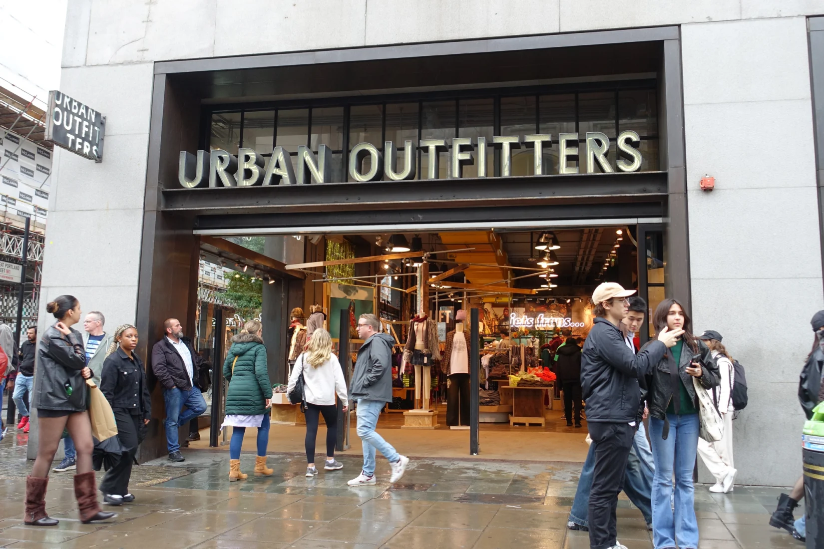 Urban outfitters store return
