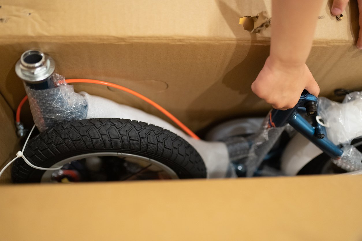 image for content hub page: Sending a Bike by Post