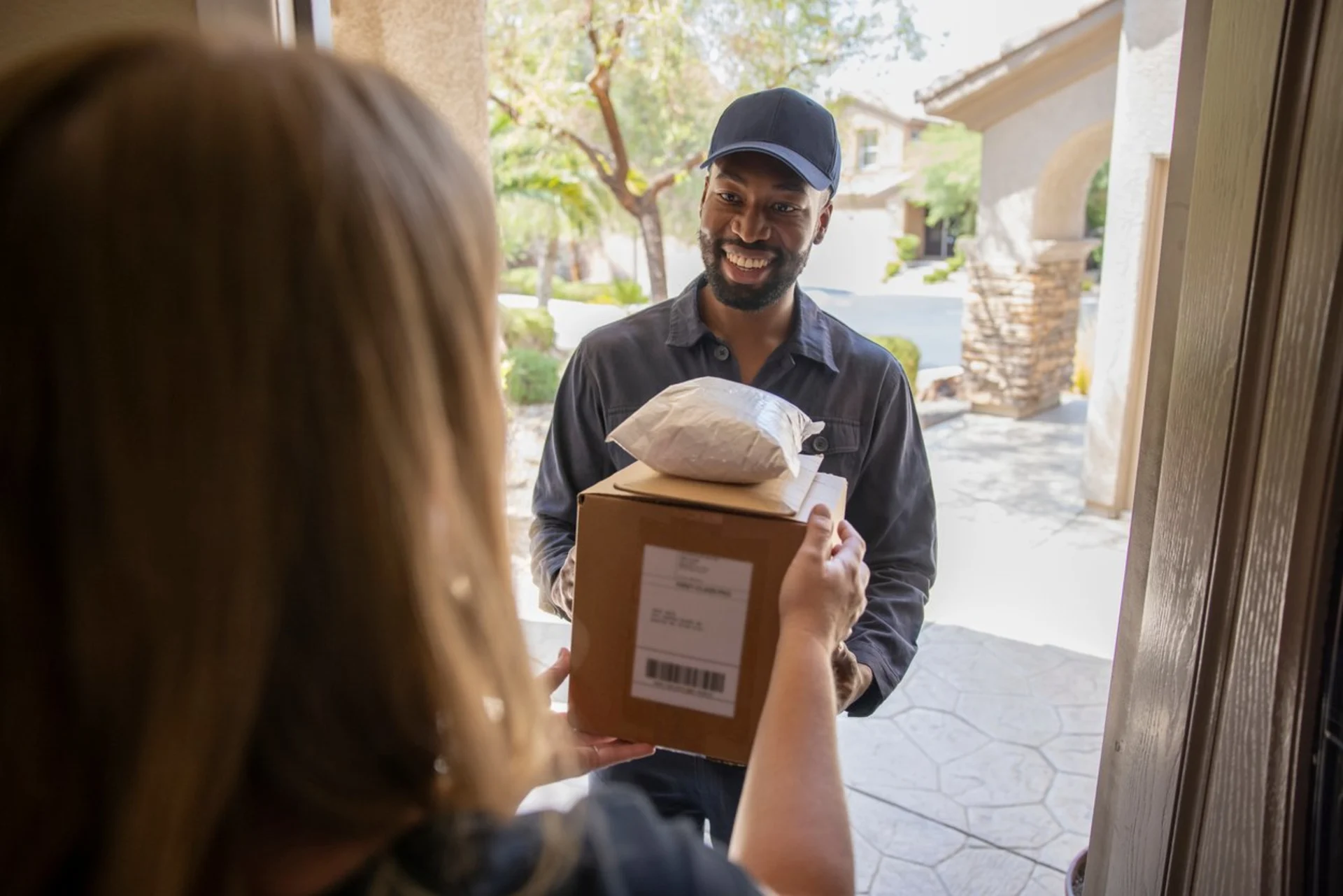 image for content hub page: Selling Fees and Shipping