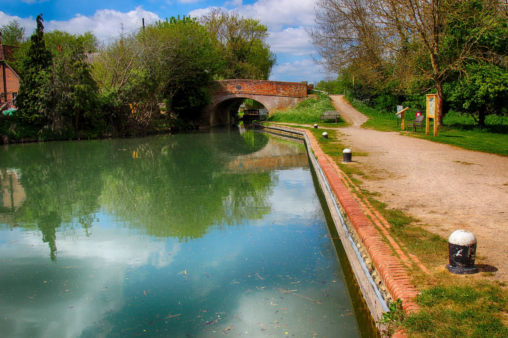 Basingstoke Canal