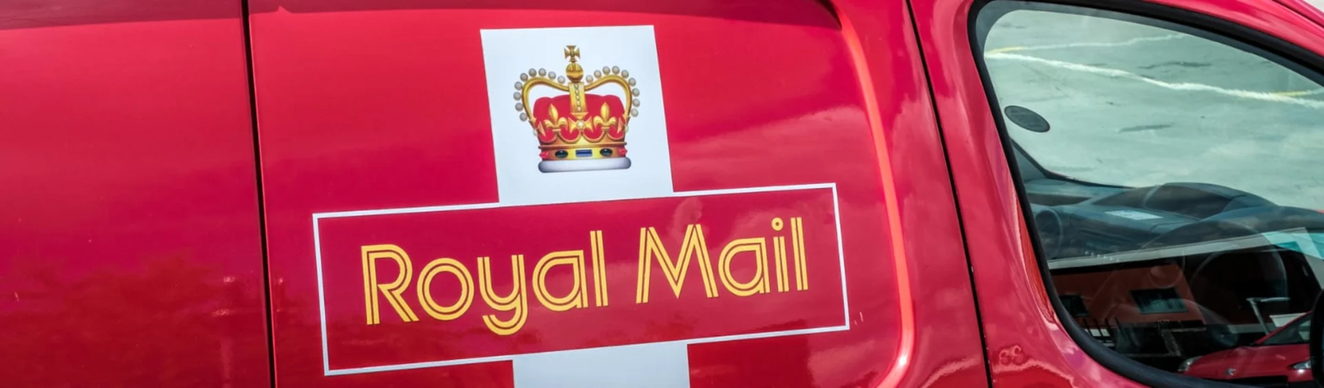 Banner image for content hub page: Parcel2Go Launches New Royal Mail Services for UK Shipping