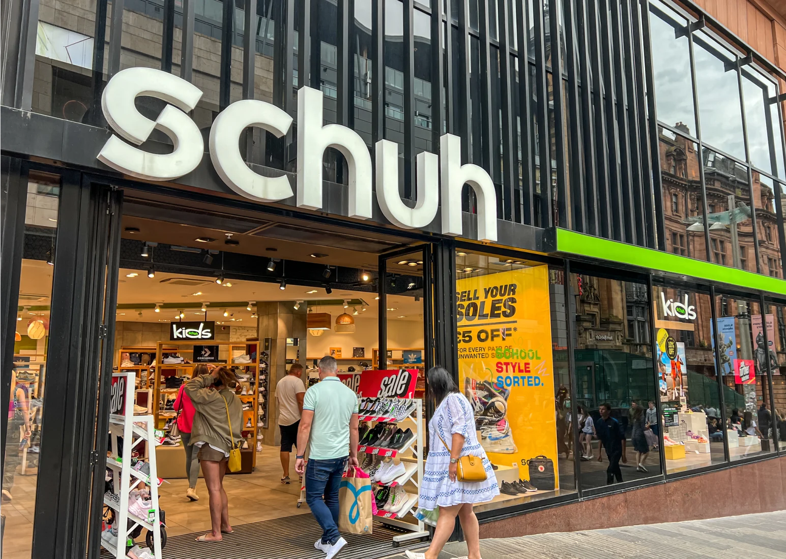 Schuh returns store