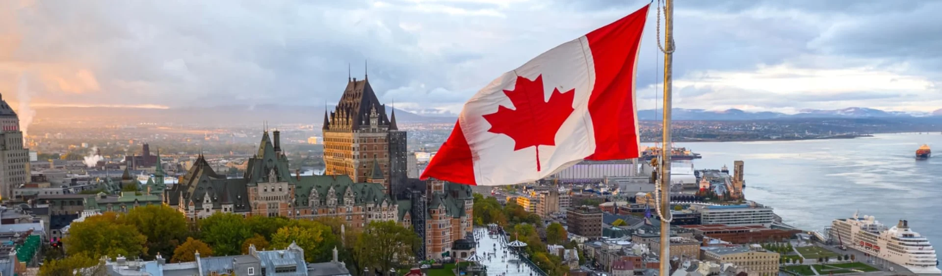 Banner image for content hub page: How to Send a Parcel to Canada from the UK