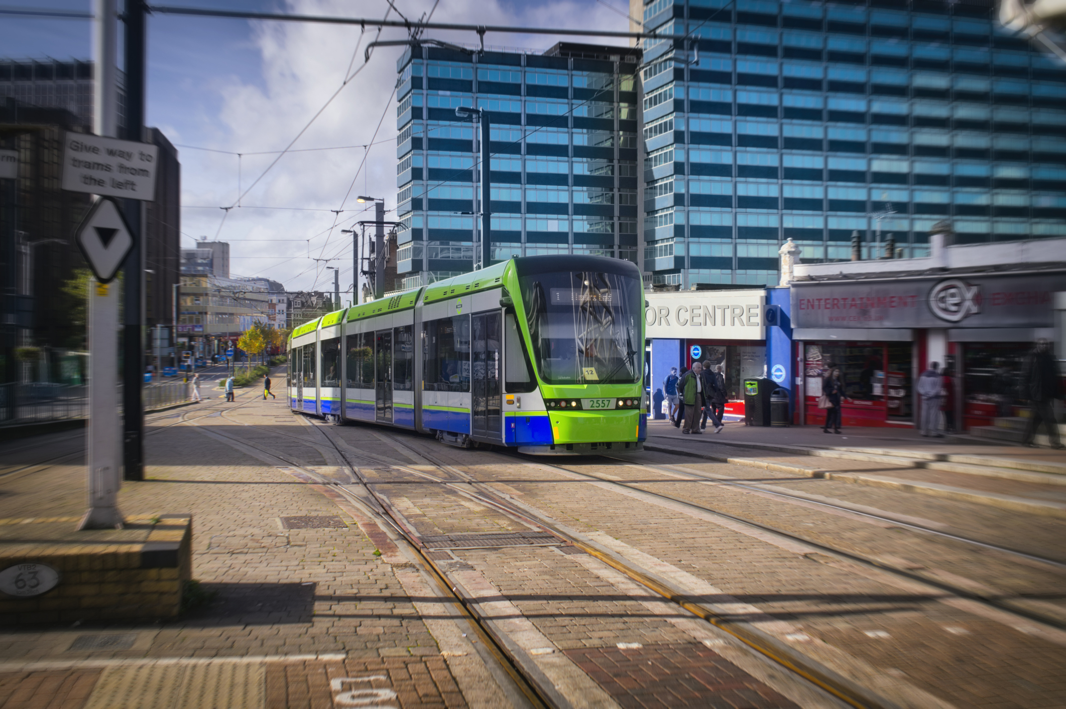 Tram going through Croydon