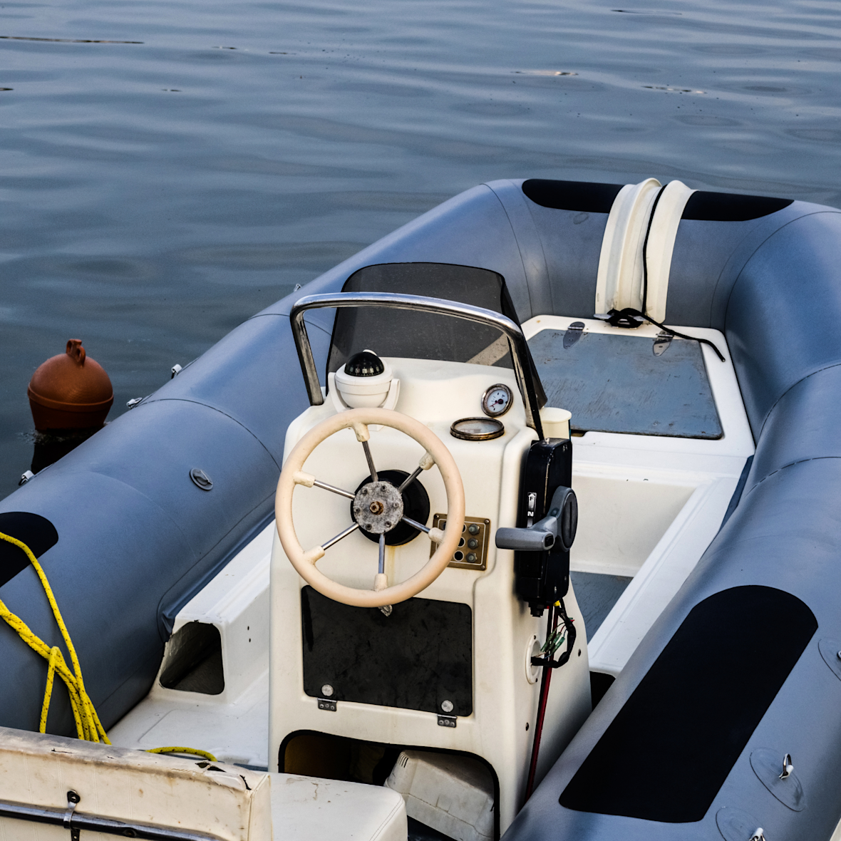 dinghy