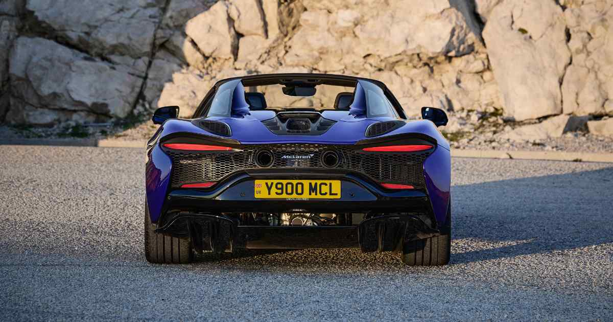 McLaren Artura Spider | McLaren New Forest | Harwoods Group