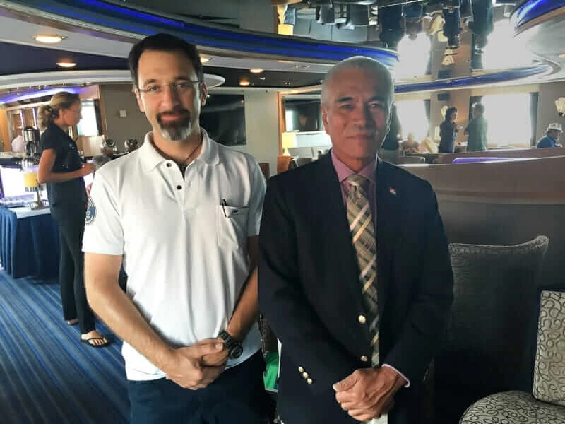 Maurice Conti (links) und der Präsident des Inselstaates Kiribati, Anote Tong