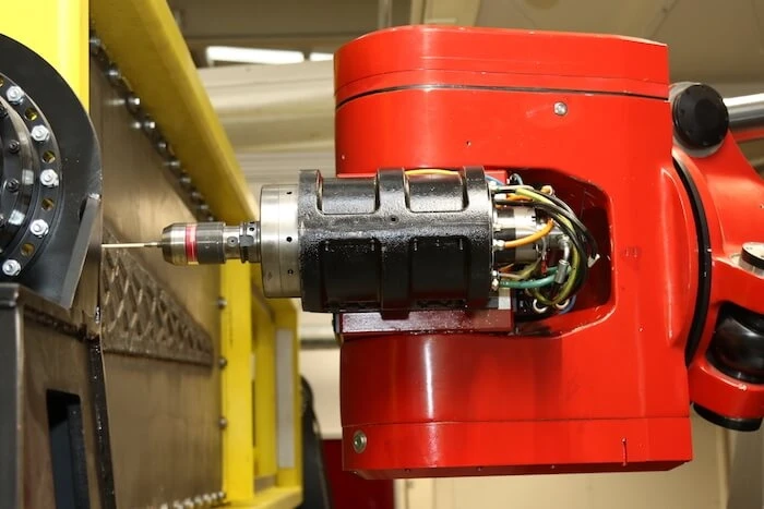 Close-up of milling robot for LASIMM