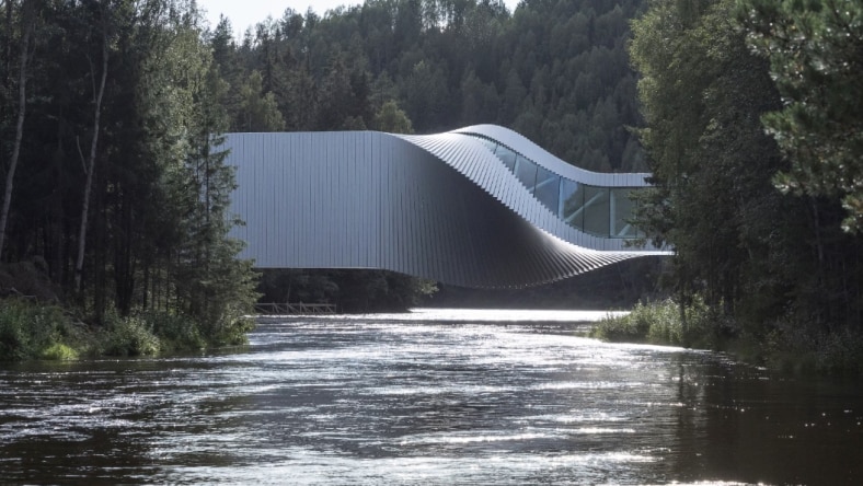 Building spanning river