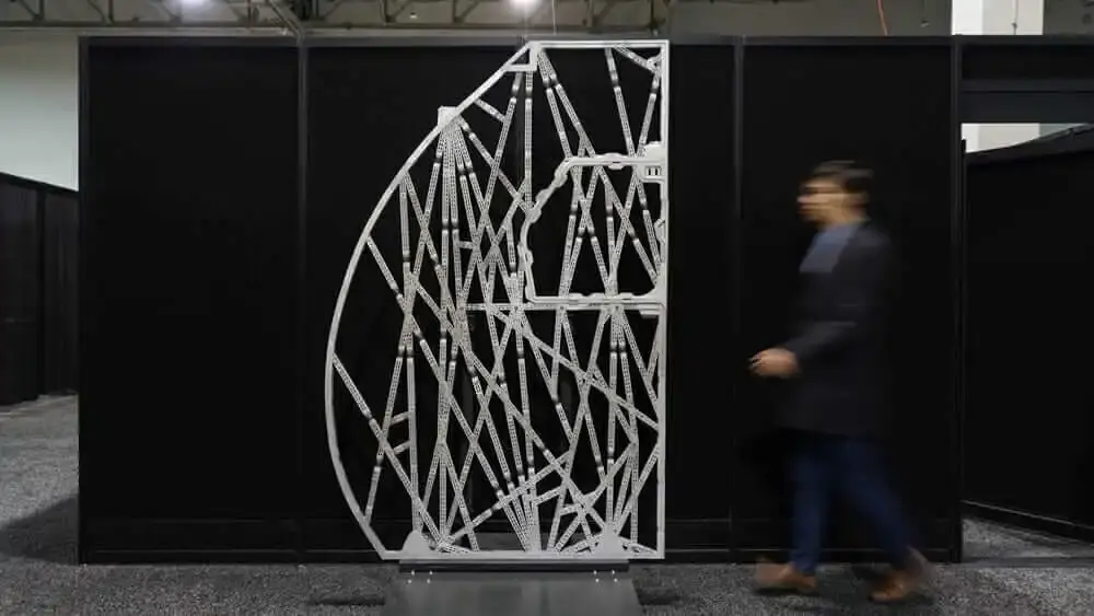 bionic design Airbus partition motion