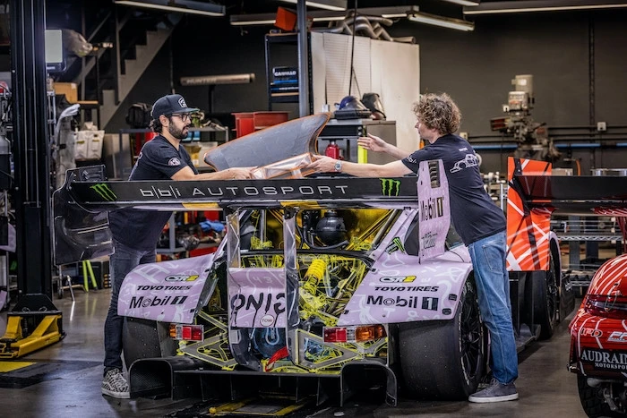 BBi Autosport working on a customized Porsche