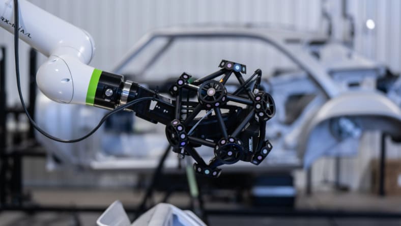 Speed and separation monitoring cobots