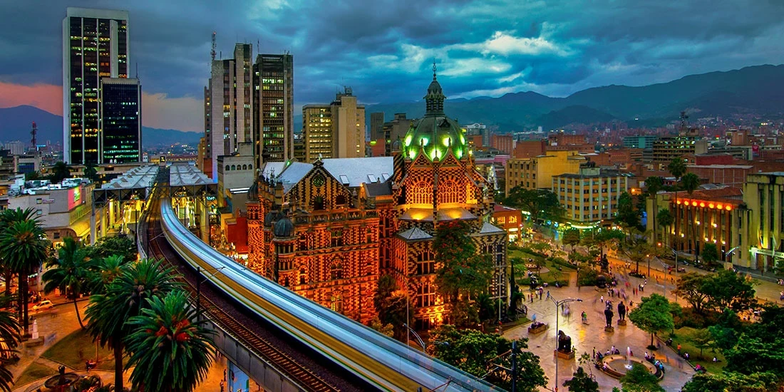 NIghttime view of Medellín