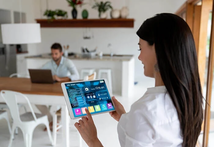 新しいスマートビル テクノロジーで交わる自動化とAI