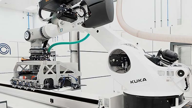 Manufacturing and industrial robots