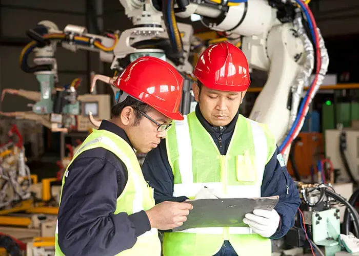 Die Reskilling-Revolution macht die Fertigung fit für Industrie 4.0 