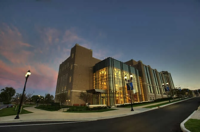 BIM ファシリティ マネージメント ザビエル大学 スミス・ホール