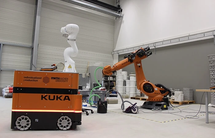 Les robots en architecture au centre Construction Robotics sur le campus de la RWTH 